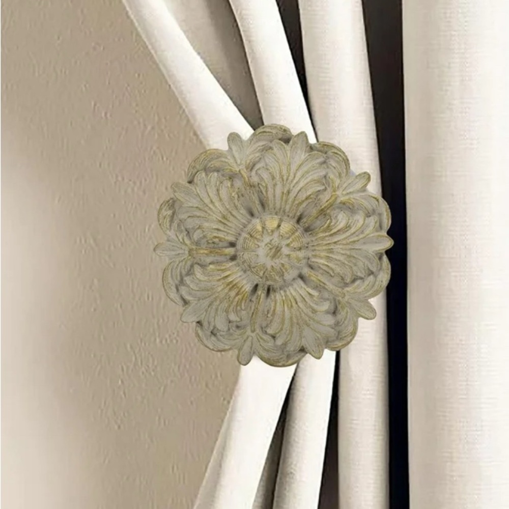 Set of 2 Fleur Window Drapery Medallion Holdbacks, Curtain Tiebacks White Gold